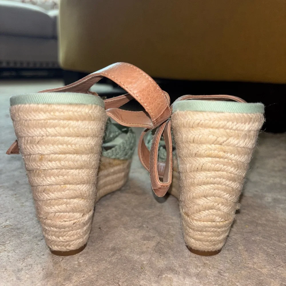 Gianni Bini Mint and Tan Woven Wedges - Picture 4 of 5